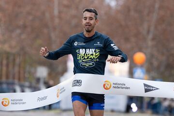 Nicol¨¢s Cuestas, ganador de la carrera popular. El uruguayo corri¨® los 10km en 28 minutos y 48 segundos.