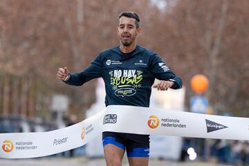 Nicolás Cuestas, ganador de la carrera popular. El uruguayo corrió los 10km en 28 minutos y 48 segundos.