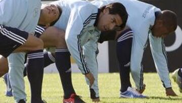 Özil, titular ante Irlanda.