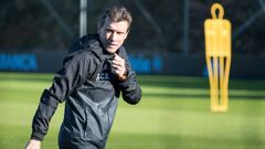 Juan Carlos Unzu&eacute;, durante un entrenamiento del Celta.