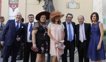 Frédéric Hermel., Agustín Martín, Carmen Colino, e Iñaki Cano y Petón, junto a sus acompañantes.
