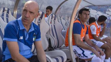 Cristián Arán en la banca de O'Higgins.