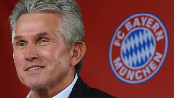 (FILES) This file photo taken on June 27, 2011 shows Jupp Heynckes, then new head coach of German first division club Bayern Munich, addressing a press conference following Bayern Munich's first training of the season in Munich, southern Germany.
Bu