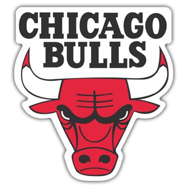 El toro de Chicago Bulls es uno de los escudos deportivos más famosos y emblemáticos del mundo. La elección refleja agresividad y potencia, simbolizando un equipo difícil de detener. Sobre todo en los 90, donde consiguieron ganar sus seis, y únicas, NBAs en 10 años.