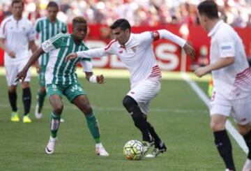 Musonda y Reyes luchan por el balón.
MUSONDA - REYES