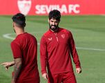 Greg Vanney no le cierra la puerta del LA Galaxy a Isco