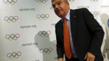 El presidente del COI, tras la rueda de prensa.
