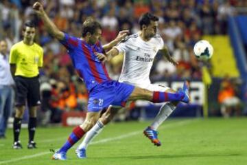 Levante-Real Madrid. Arbeloa e Ivanschitz.