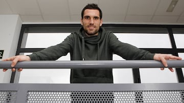 11/02/14 ENTREVISTA
RAYO VALLECANO
ANAITZ ARBILLA ZABALA Jugador
PUBLICADA 12/02/14 NA MA24 2COL
