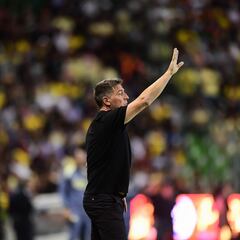 Eduardo Berizzo, elegido DT del equipo ideal de la jornada 14