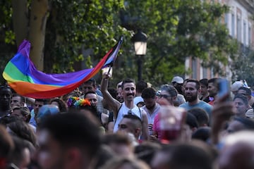 Varias personas participan en la manifestación del Orgullo LGTBI+ 2023, a 1 de julio de 2023, en Madrid (España). 