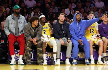 LeBron James: “Se siente bien estar aquí afuera con los muchachos”