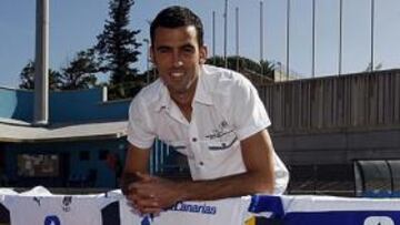 <b>INTERÉS ROJIBLANCO. </b>Ricardo León, objetivo del club almeriense, posando para AS.