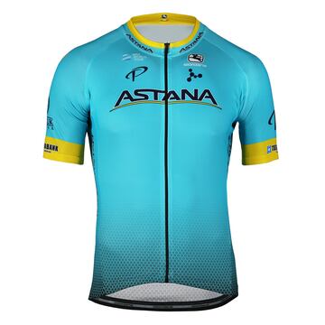 Descubre los 22 maillots de la Vuelta a España 2018