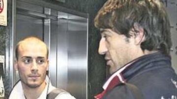 <b>DÚO PARA LA SALVACIÓN. </b>Yeste y Urzaiz, a su llegada a A Coruña, serán la pareja de ataque.