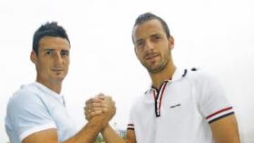 <b>SÓLO HAY DOS. </b>Aduriz y Soldado son los dos únicos delanteros natos que tiene el plantel ché.