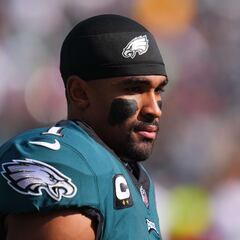 NFL Week 8 winners and losers: McCaffrey, Jalen Hurts, Zach Wilson...