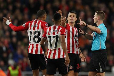 Pifia de Barry... y del VAR