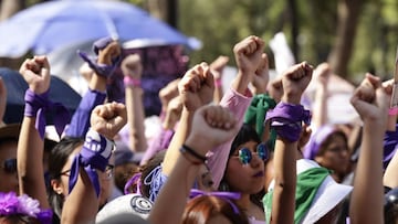 Ni gas pimienta, ni navajas: estos son los objetos que sí puedes llevar a la marcha del 8M