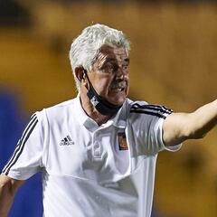 Alejandro Rodríguez anuncia que Tuca se queda en Tigres