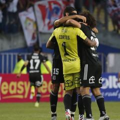 Colo Colo tiene su revancha y grita campeón ante la UC en un duelo con incidentes