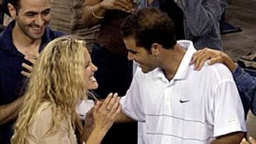 <b>FELICES</B>. Pete Sampras y su esposa, la actriz Bridgette Wilson, están muy felices con la llegada del retoño.
