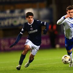 César Garza participó 78 minutos del partido de su equipo ante uno de los grandes de Escocia