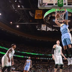 Mudiay (30) destroza a unos Celtics patéticos en defensa