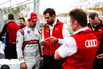 El piloto Lucas Di Grassi antes del inicio de carrera. 