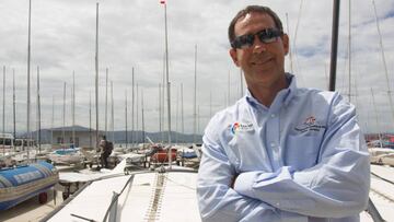 EXPERIENCIA. Echávarri, en la presentación del equipo en Santander.