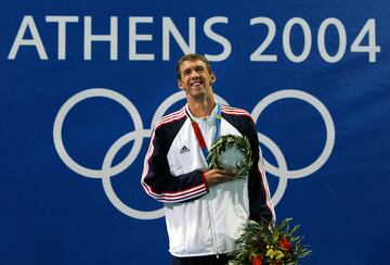 Ganó 6 medallas de oro y 2 de bronce en la disciplina de natación.