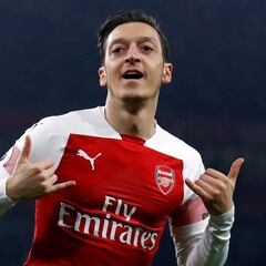 Özil, el mejor jugador de la era Emirates