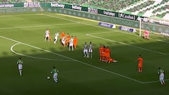 La jugada preparada de Pellegrini que se llevó todos los aplausos en España