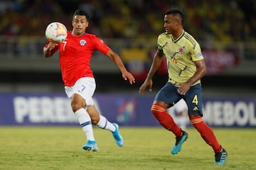 Colombia clasificó como segunda del grupo A con 7 puntos, producto de dos victorias, un empate y una derrota. Los dirigidos por Arturo Reyes jugarán su primer partido del cuadrangular final ante Brasil en el estadio Alfonso López de Bucaramanga. 