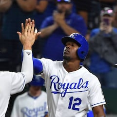 Habría acuerdo de venta por Royals por 1 billón de dólares