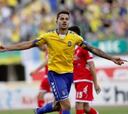 Las Palmas resuelve al final ante un Sporting que no se rindió