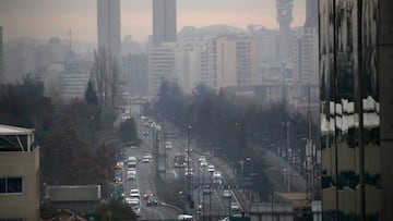 Restricción vehicular hoy, 10 de agosto: autos que no pueden circular en Santiago y calendario de agosto