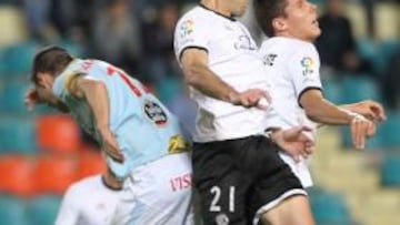 <b>UN PUNTO M?S. </b>El Celta logra un valioso punto, aunque Elche y Granada le adelantan en la tabla.