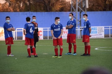 Los jugadores del Porzuna son los únicos que juegan con mascarilla.