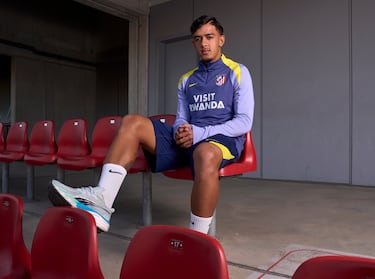 “Con nueve años le metí cuatro goles al Atleti y pasó a ser mi vida”