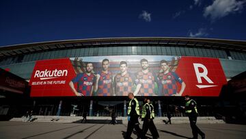 Imagen de la fachada principal del Camp Nou.