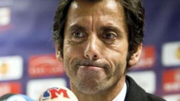 Quique: "No había motivos para dejar a Forlán en casa"