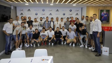 Los capitanes de Primera y Segunda, en una reuni&oacute;n de 2018 con AFE.