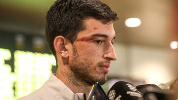 07/03/23
LLEGADA DEL ATLETA QUIQUE LLOPIS A MANISES VALENCIA AEROPUERTO