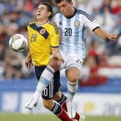 Colombia empata 1-1 con el líder Argentina