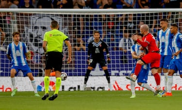 La fe del Espanyol mueve montañas, pero aún no gana partidos