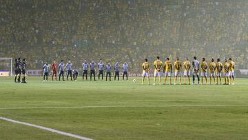 Barristas Tigres y Rayados firman pacto por la paz