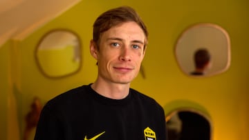 Jonas Vingegaard posa para AS.