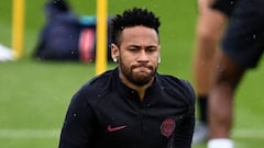 Neymar, entrenando con el PSG.