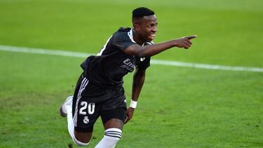 Alfredo Relaño takes a look at Saturday's action in LaLiga, which saw Real Madrid beat Sevilla, Atlético Madrid triumph over Valladolid and Cádiz beat Barça